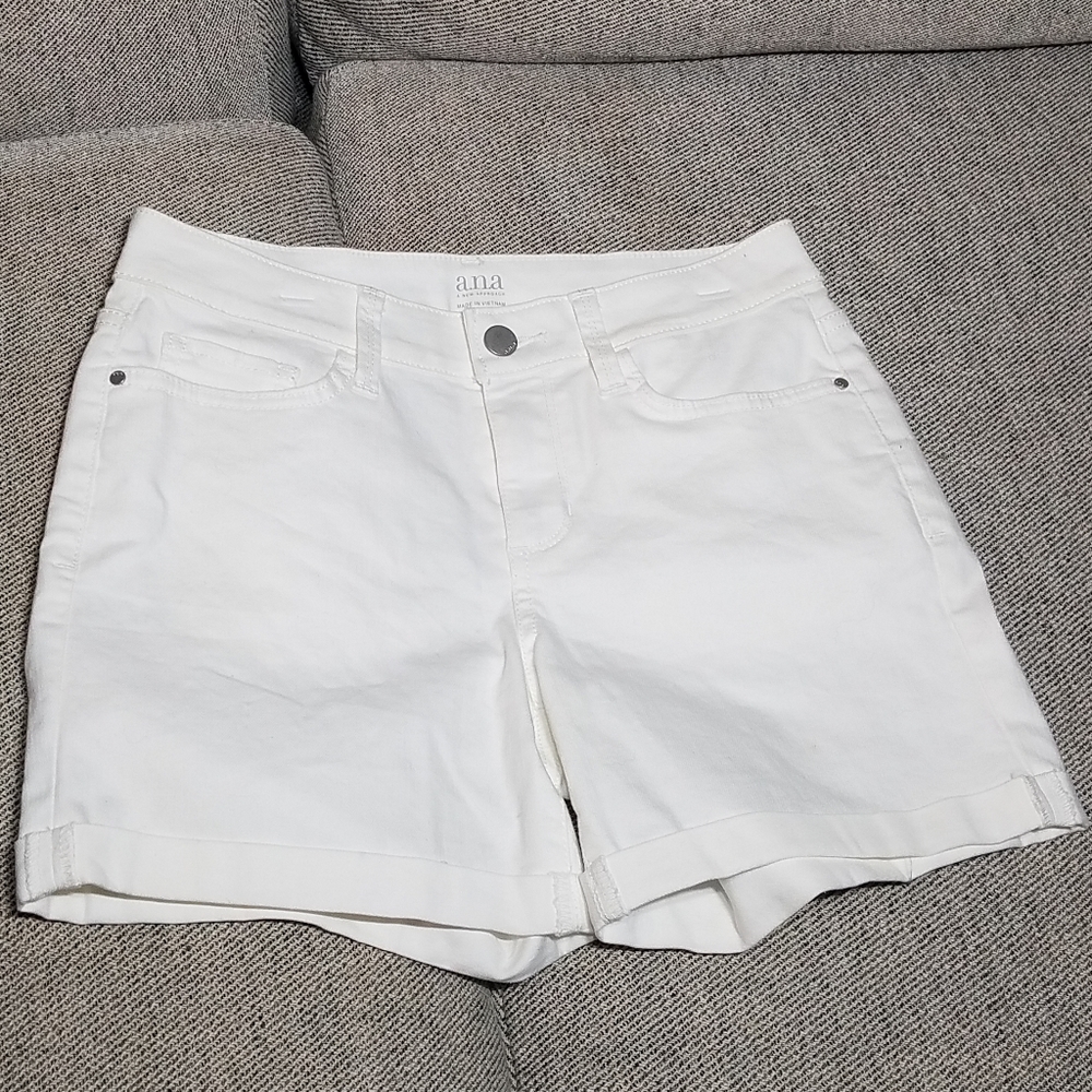a.n.a white denim short shorts
